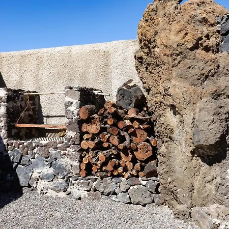 Latas Del Almendro 2 * Santiago Del Teide